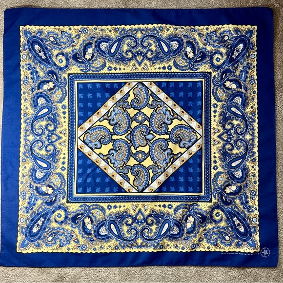 Vintage Extra Large Paisley Bandana never used - Picture 1 of 7